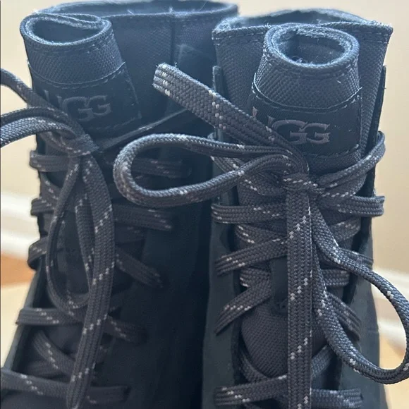 Women’s The Ugg Lug Black Boots BRAND NEW - Picture 5 of 8